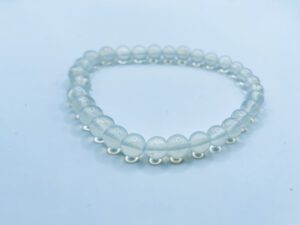 Opaliet (Synthetisch) Armband (6 mm kralen)