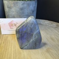 Paarse Labradoriet Sculptuur