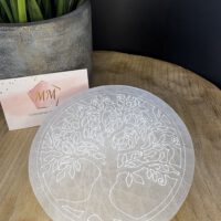 Seleniet Schijf met Gegraveerde Boom – 12 cm